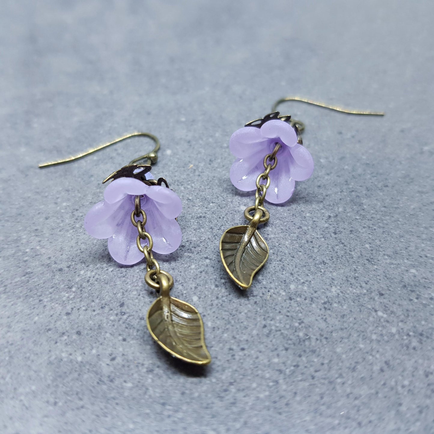 Purple Flower Earrings, Choice of Ear Wires, Mauve, Leaf Earrings, Seasonal Earrings, Vintage Style Jewellery, PRIMERO Crystals®