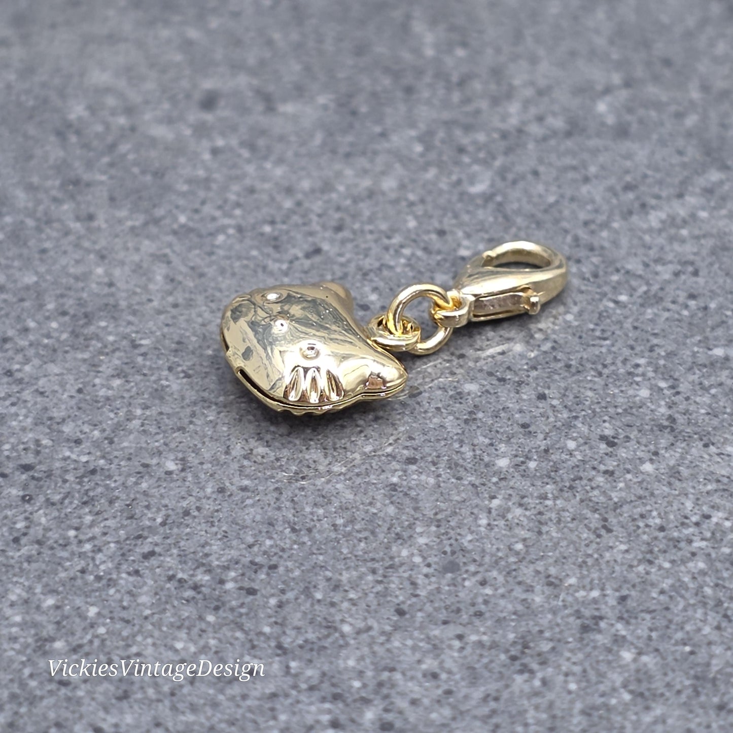 Cat Clip On Charm, Bracelet, Necklace, Brass 18k Gold, Stitch Marker, Zipper, Planner Charm