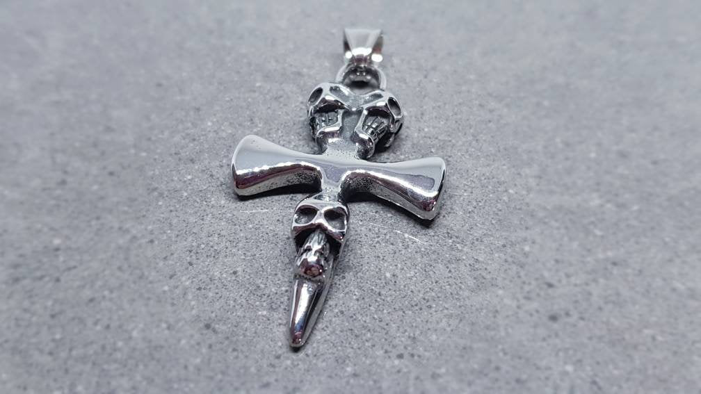 Großer Totenkopf-Kreuz-Anhänger aus Edelstahl