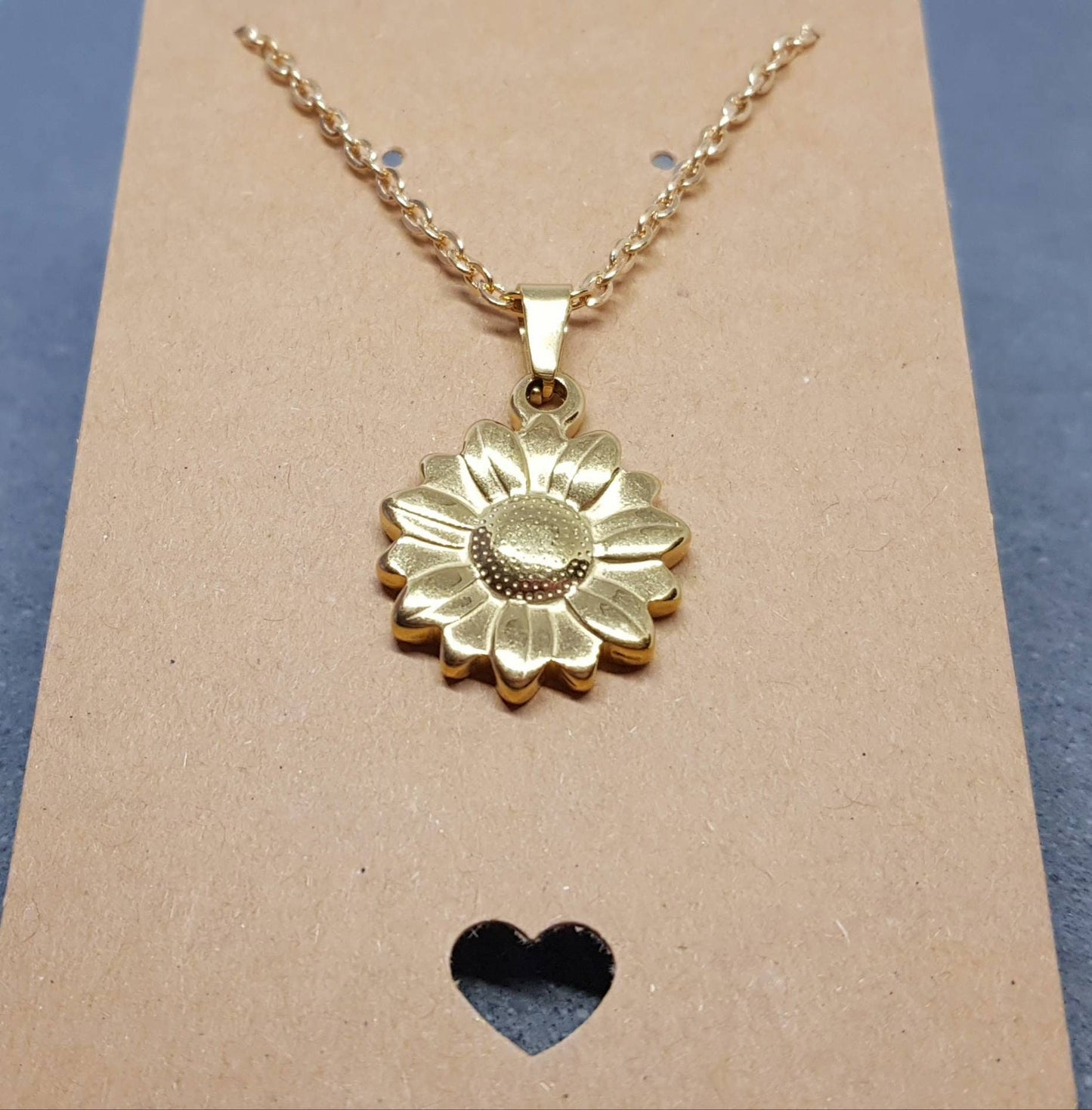 Goldene Sonnenblumen-Halskette