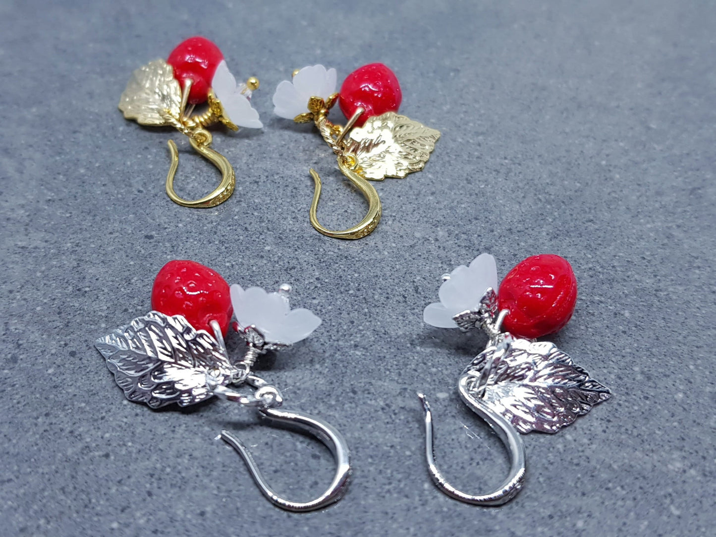 PRIMERO Crystals® Glass Strawberry Earrings