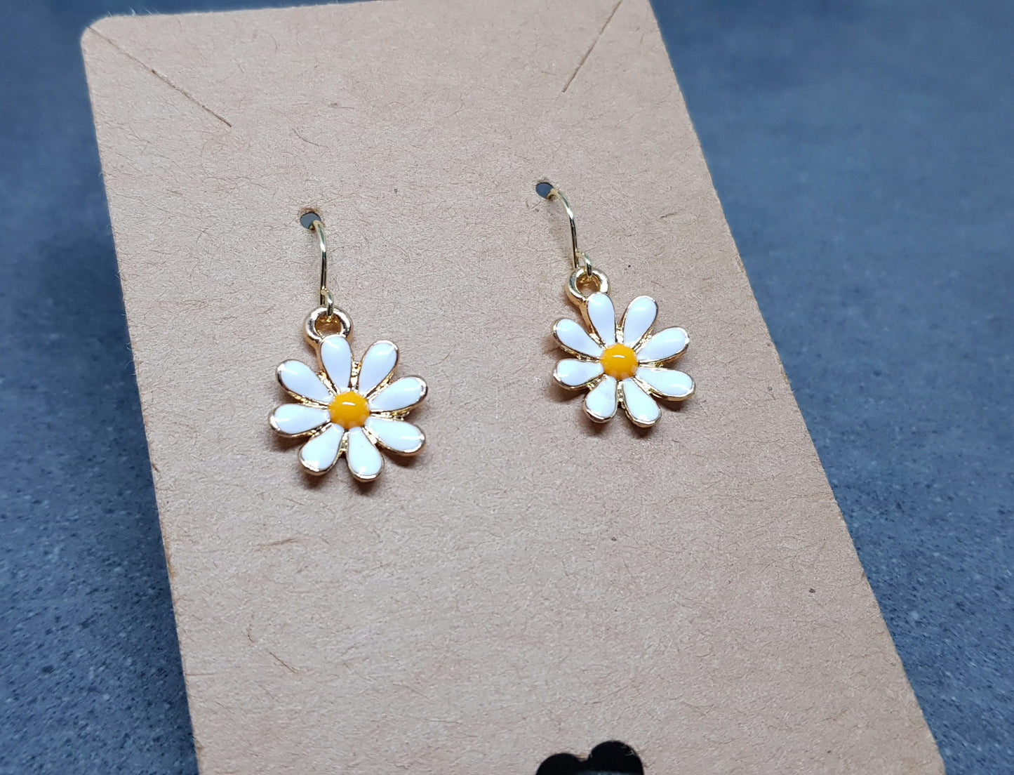 Gold Daisy Earrings