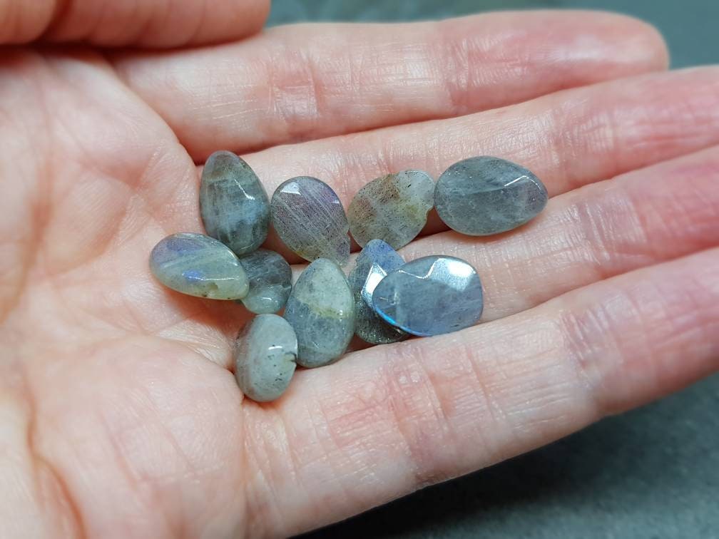 Handmade Labradorite Gemstone Necklace, Labradorite Jewellery, Gemstone Jewellery, Silver Plated, 925 Sterling Necklace