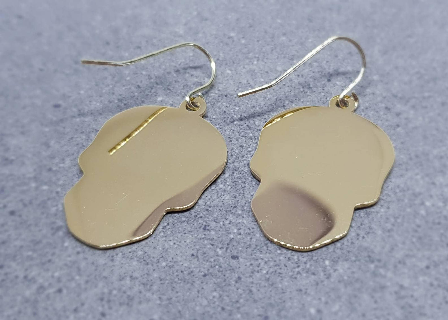 Skull Earrings, Hypoallergenic Ear Wires, Gold Stainless 14k gold plated Earrings, Gothic Earrings, Gothic Jewellery