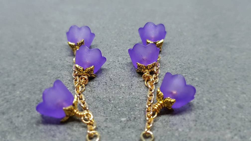 Flower Earrings, Hypoallergenic Ear Wires, Purple Earrings, Light Purple Earrings, Boho Jewelry, Simple Vintage Earrings