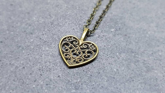 Heart Choker, Minimalistic Choker, Antique Bronze Tone Choker, Heart Necklace