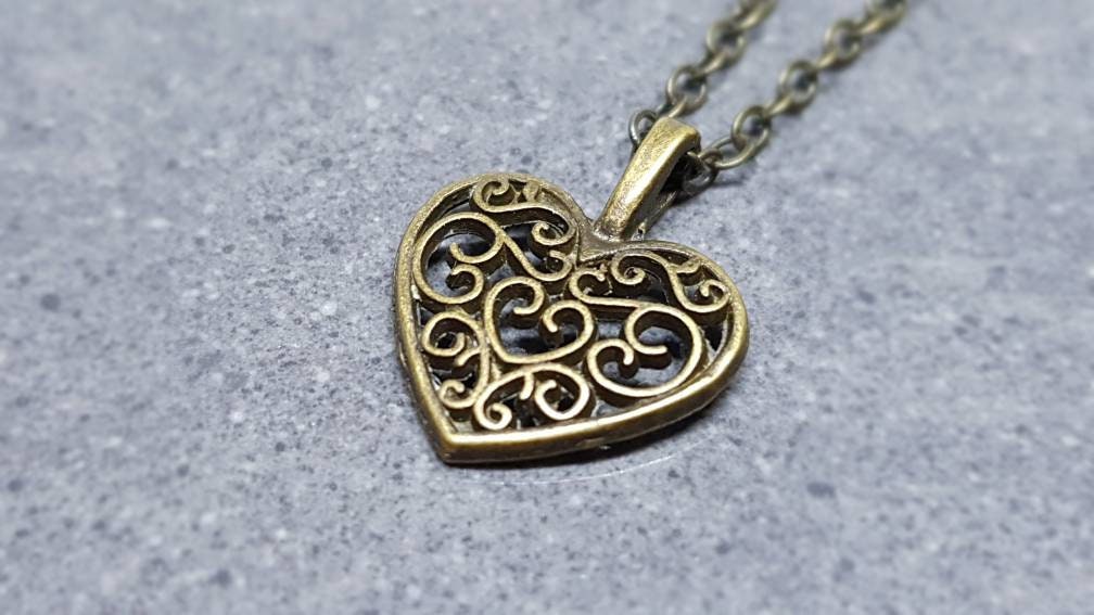 Heart Choker, Minimalistic Choker, Antique Bronze Tone Choker, Heart Necklace