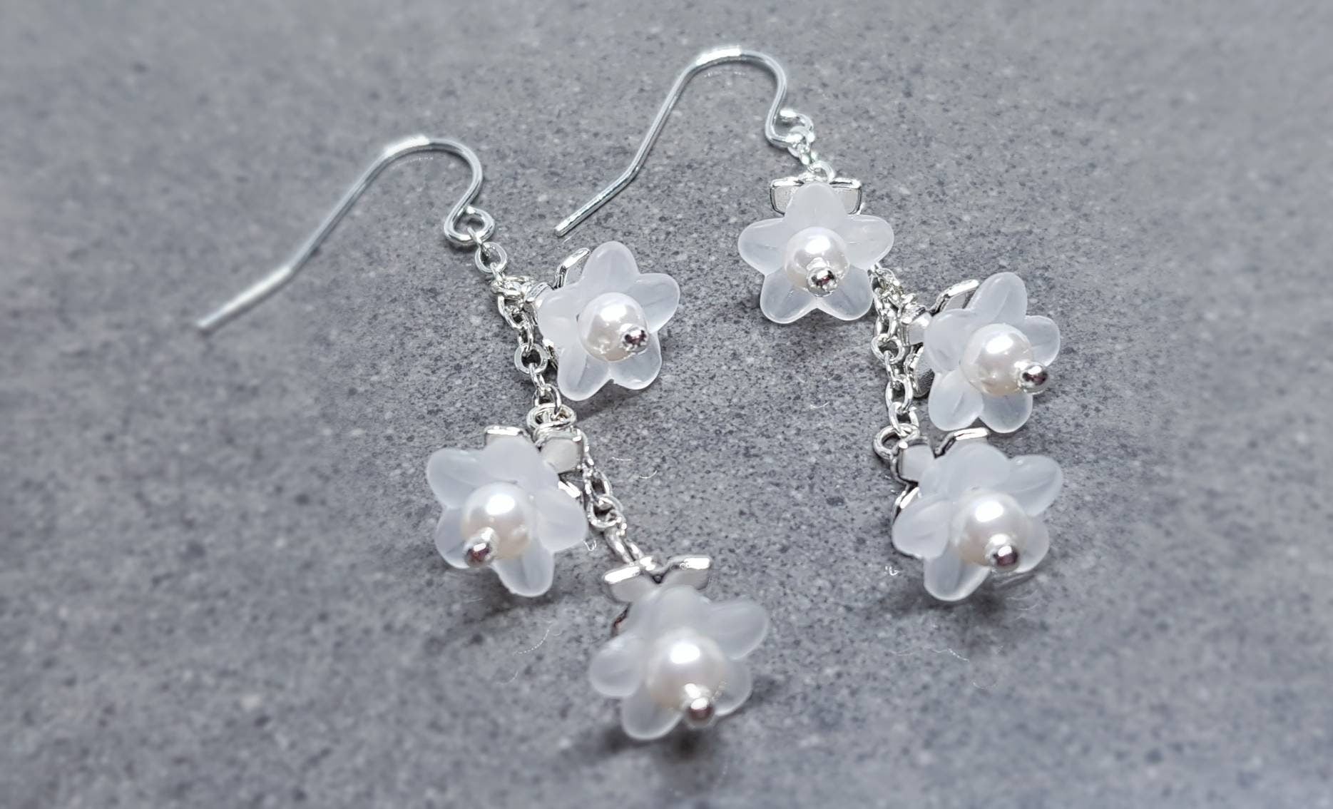 Flower Earrings, Hypoallergenic Ear Wires, Snowdrop Earrings, Spring Flower Earrings, White Earrings, White PRIMERO Crystals® Pearl Earrings
