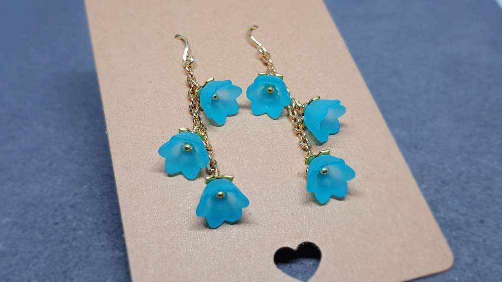 Flower Earrings, Hypoallergenic Ear Wires, Torquoise Earrings, Boho Jewelry, Simple Vintage Earrings