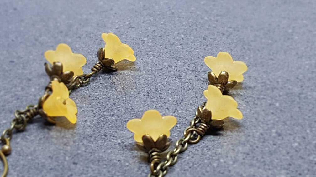 Flower Earrings, Hypoallergenic Ear Wires, Orange Yellow Earrings, Boho Jewelry, Simple Vintage Earrings
