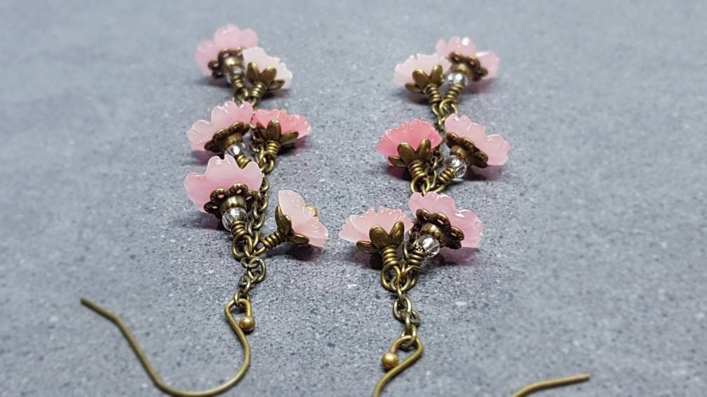 Flower Earrings, Hypoallergenic Ear Wires, Dusky Pink/Peach Earrings, Boho Jewelry, PRIMERO Crystals®, Handmade Item