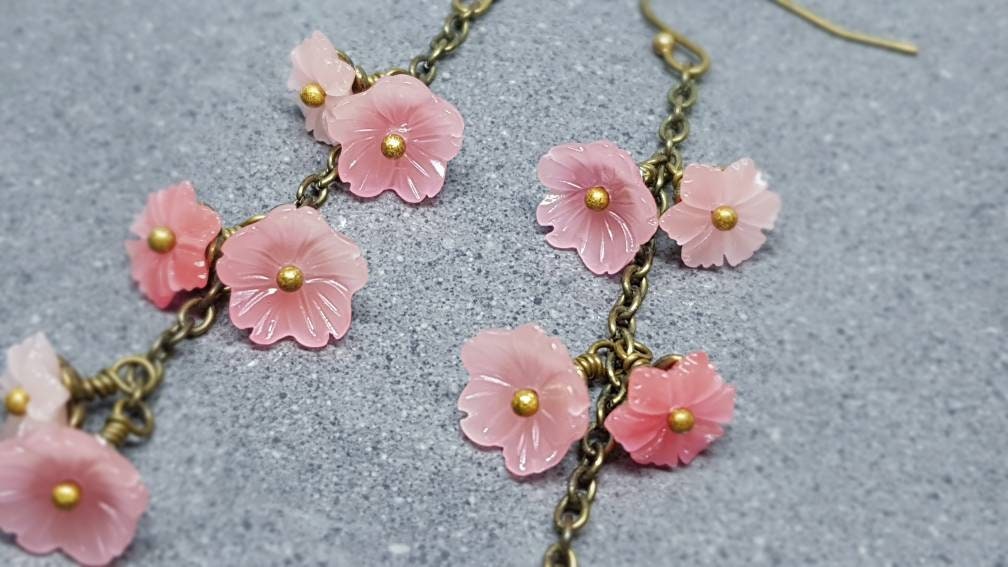 Flower Earrings, Hypoallergenic Ear Wires, Dusky Pink/Peach Earrings, Boho Jewelry, PRIMERO Crystals®, Handmade Item