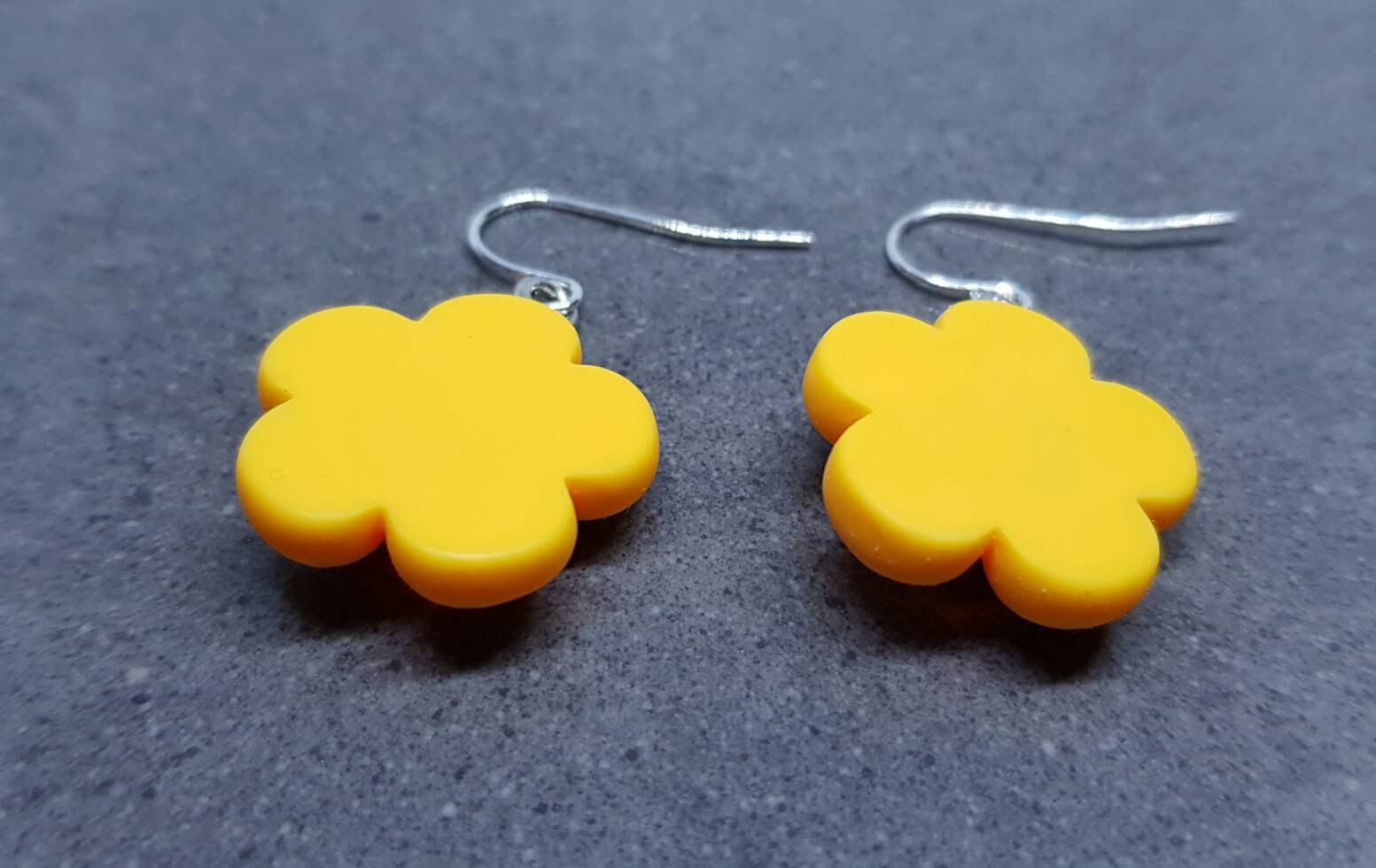 Yellow Daisy Earrings, Hypoallergenic Ear Wires