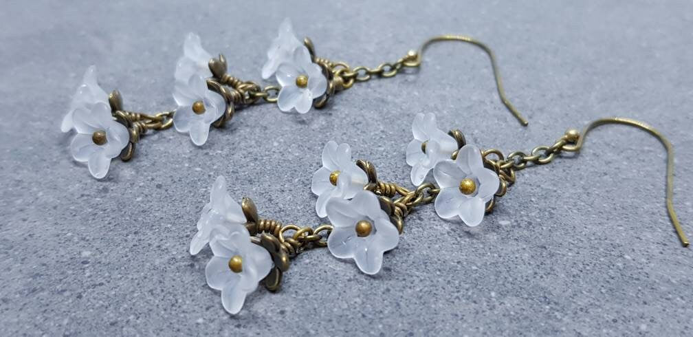 Flower Earrings, Hypoallergenic Ear Wires, White Earrings, Boho Jewelry, Simple Vintage Earrings