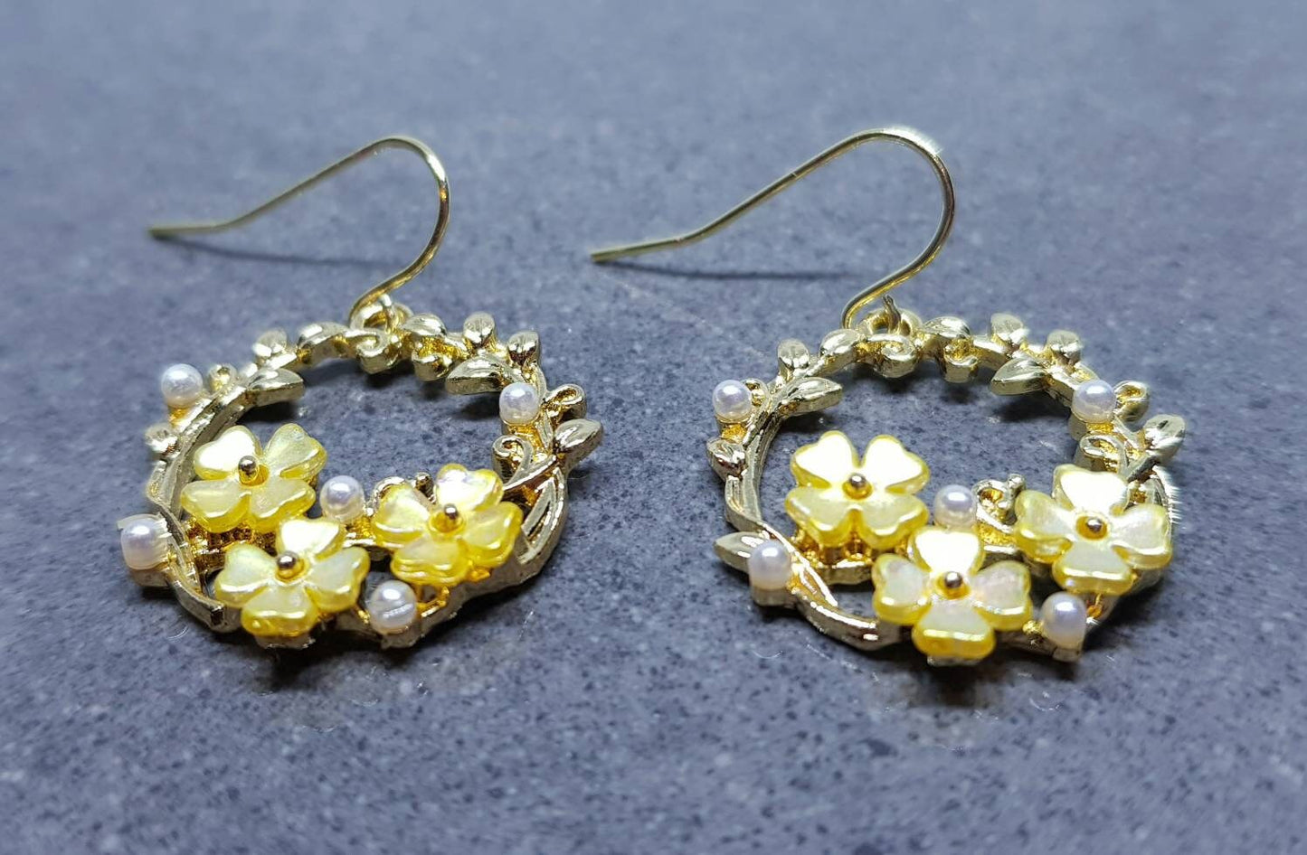 Flower Earrings, Hypoallergenic Ear Wires, Olive Branch Wreath Earrings, Gold Tone Earrings, Pearl Earrings