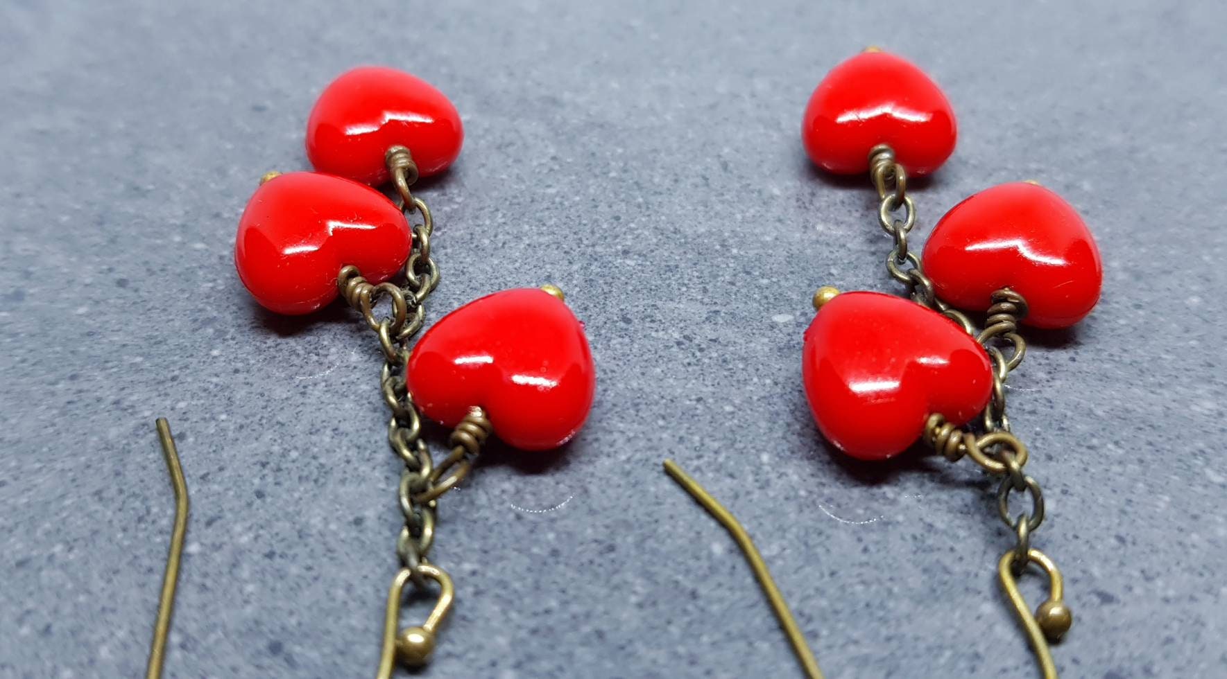 Red Heart Earrings, Hypoallergenic Ear Wires, Red Heart Earrings, Cascading Earrings, Vintage Style