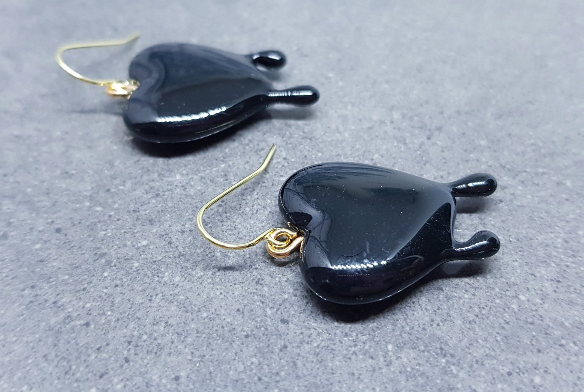 Black Heart Earrings, Hypoallergenic Ear Wires, Gothic Jewellery, Halloween Earrings, Dripping Heart