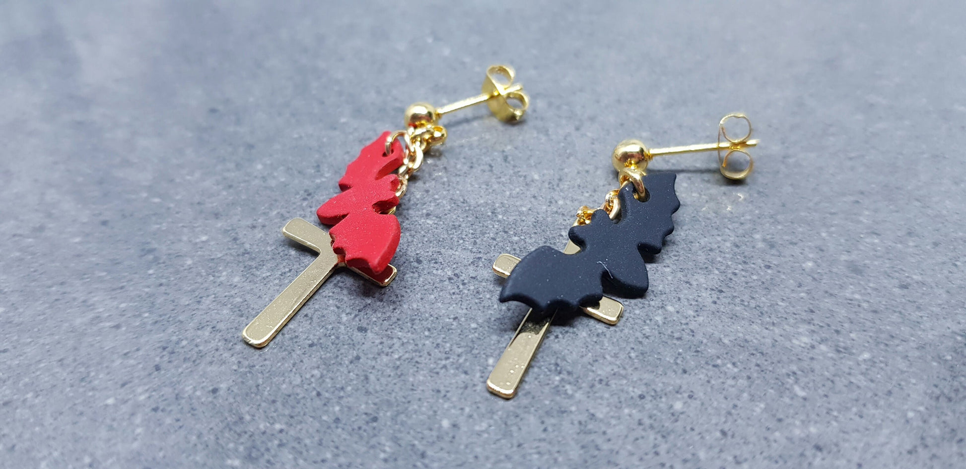 Gold Cross Earrings, Bat Earrings, Surgical Steel Studs, Stainless Steel, Cross Earrings, Cross Jewelry, Gothic Jewelry, Halloween Jewelry