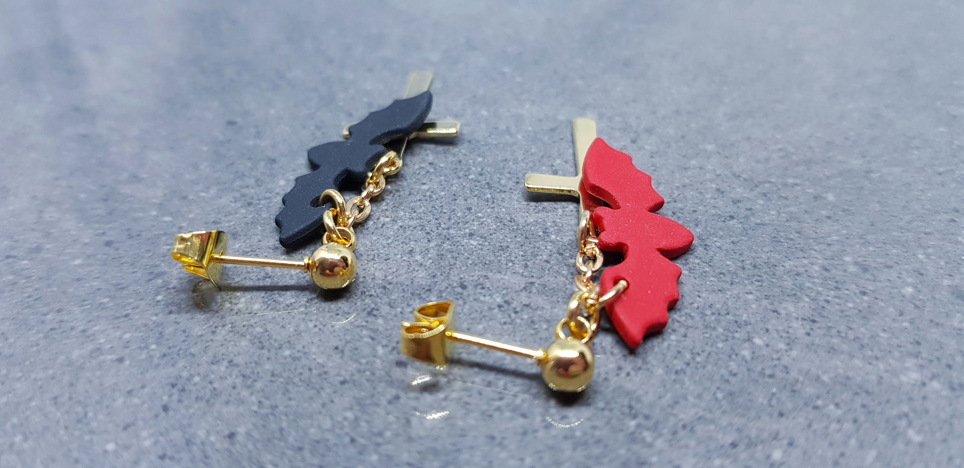 Gold Cross Earrings, Bat Earrings, Surgical Steel Studs, Stainless Steel, Cross Earrings, Cross Jewelry, Gothic Jewelry, Halloween Jewelry