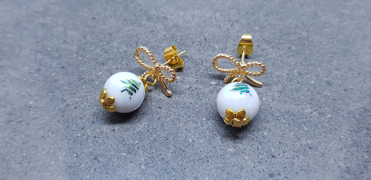 Glass Christmas Tree Earrings, Glass Pearl Earrings, Brass bow studs, White Bead Jewellery, Vintage Style Earrings