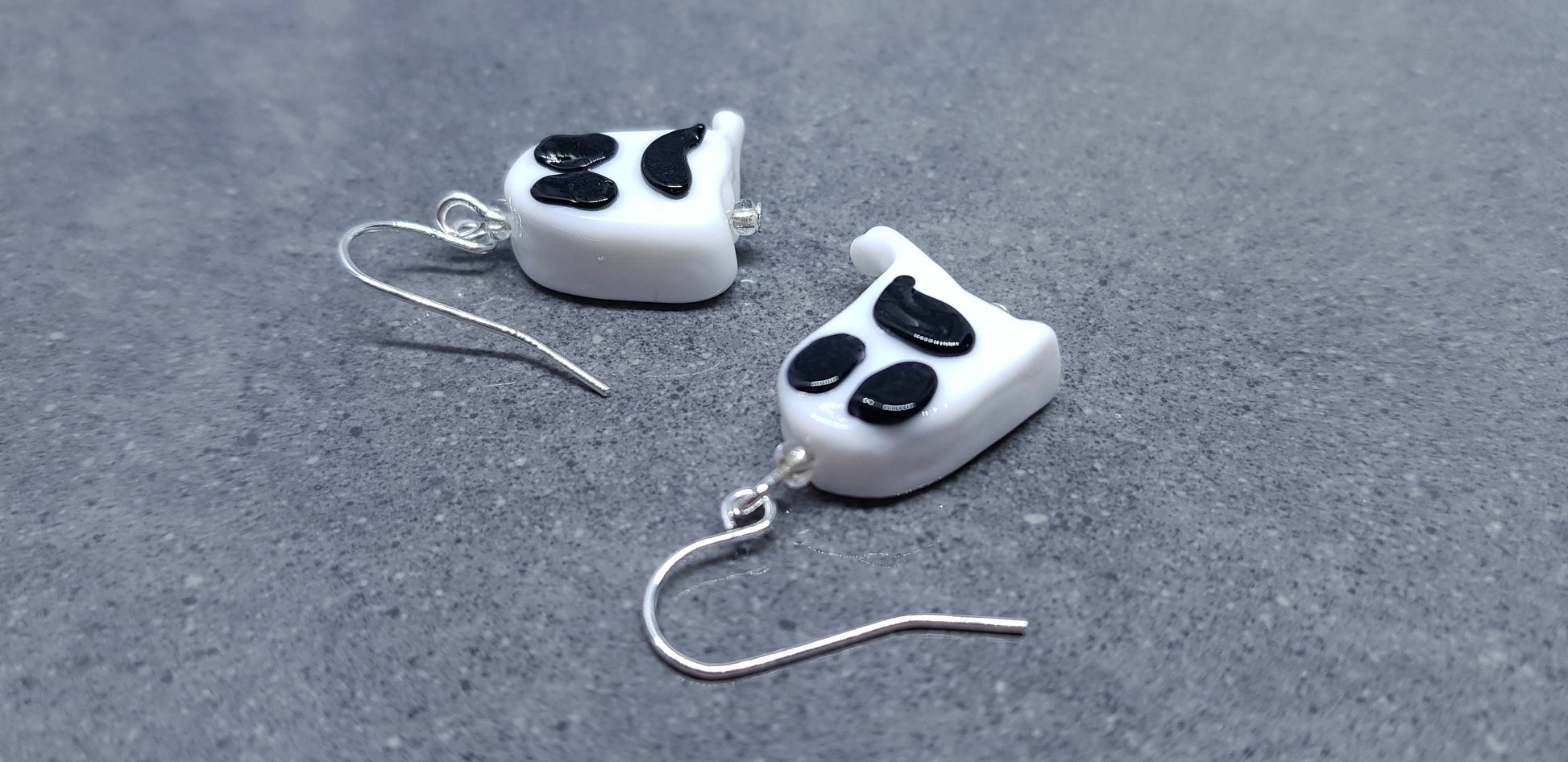 Glass Ghost Earrings, Hypoallergenic Ear Wires, Autumn Fall Earrings, Halloween Earrings, Halloween Party, Hallows Eve