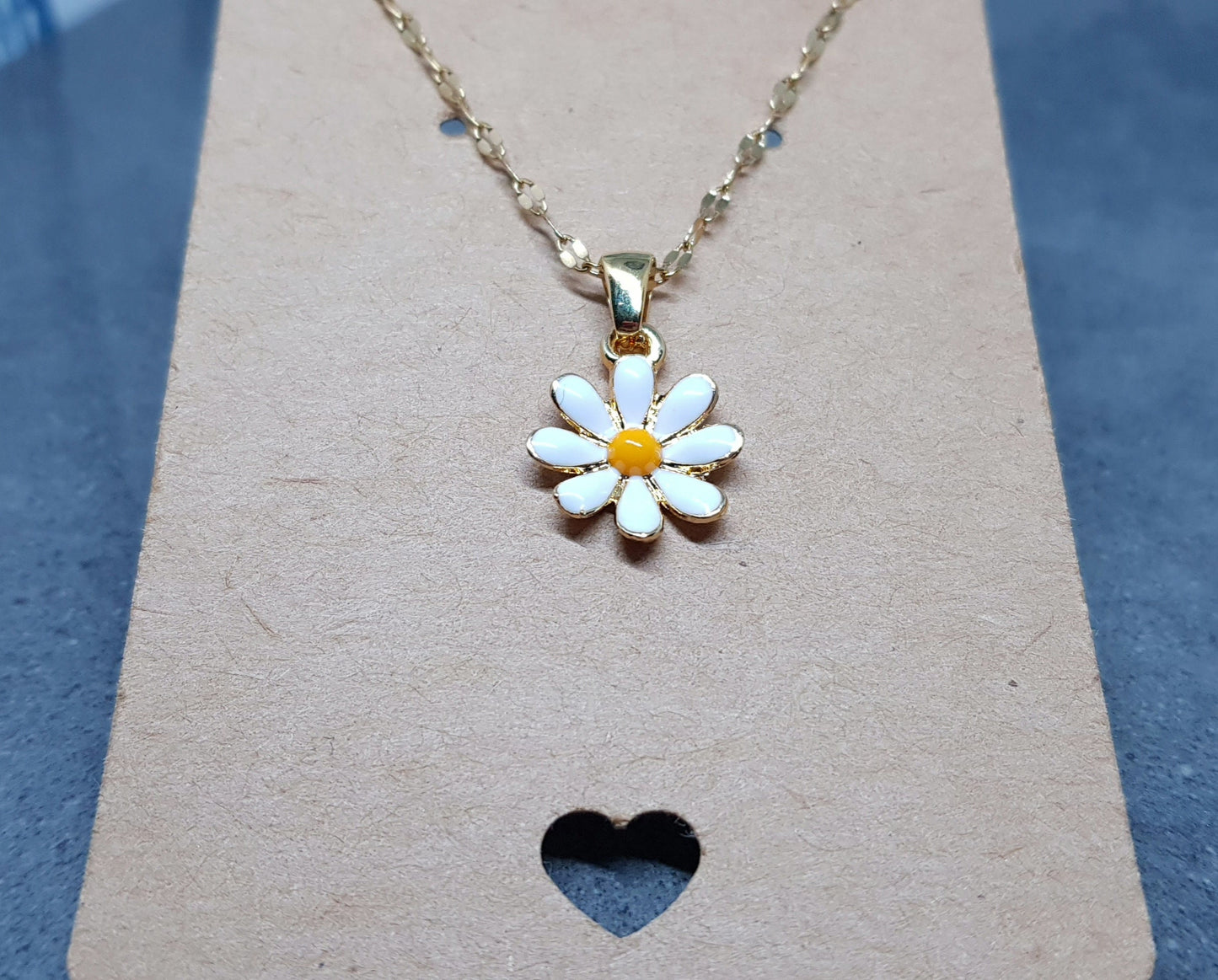 Gold Daisy Necklace, Minamalistic Necklace, Retro Necklace, Daisy Choker, Light Gold Plated