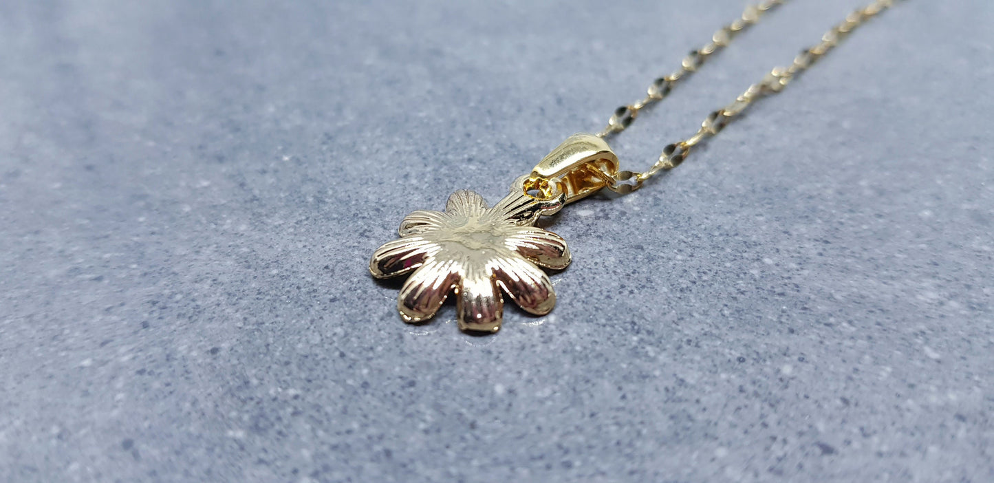 Gold Daisy Necklace, Minamalistic Necklace, Retro Necklace, Daisy Choker, Light Gold Plated