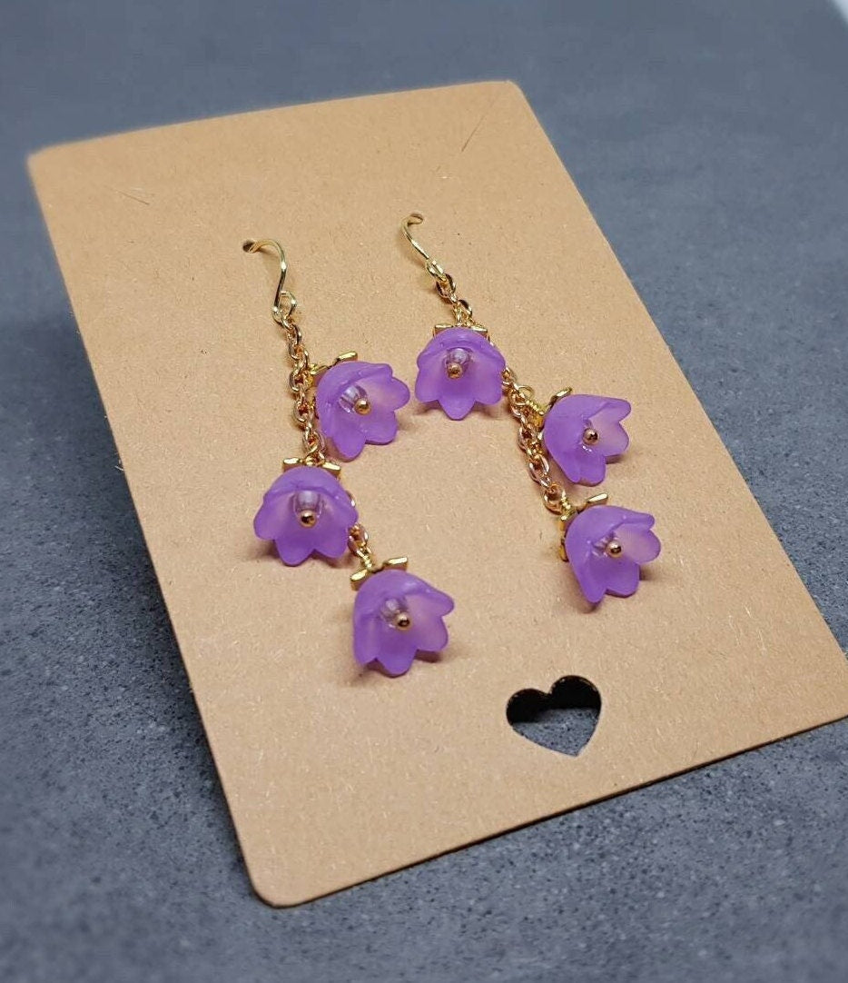 Flower Earrings, Hypoallergenic Ear Wires, Light Purple Earrings, Boho Jewelry, Simple Vintage Earrings