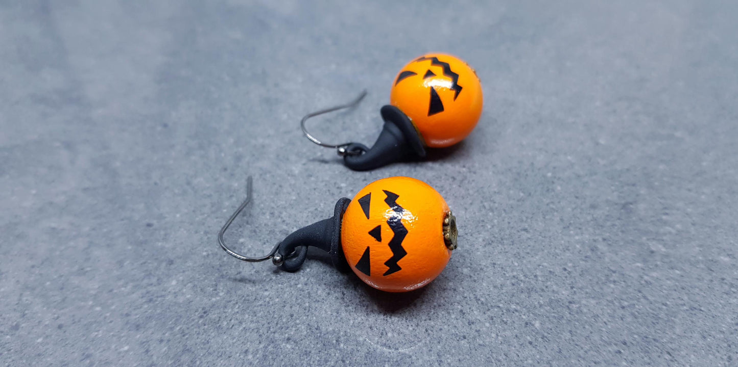 Pumpkin Earrings, Hypoallergenic Ear Wires, Jack O'lantern Earrings, Scary Pumpkin Jewelry, Autumn Earrings, Fall Halloween