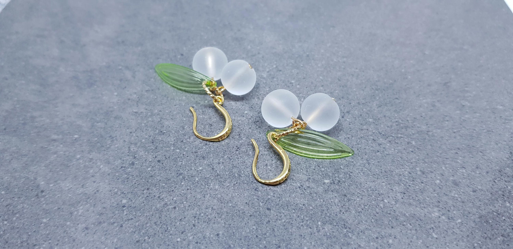 Glass Mistletoe Earrings, Berry Earrings, Hypoallergenic Ear Wires, Glass Jewelry, Autumn Earrings, Christmas Jewelry