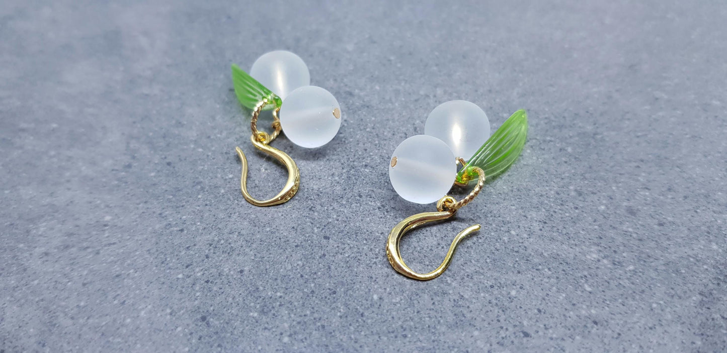 Glass Mistletoe Earrings, Berry Earrings, Hypoallergenic Ear Wires, Glass Jewelry, Autumn Earrings, Christmas Jewelry
