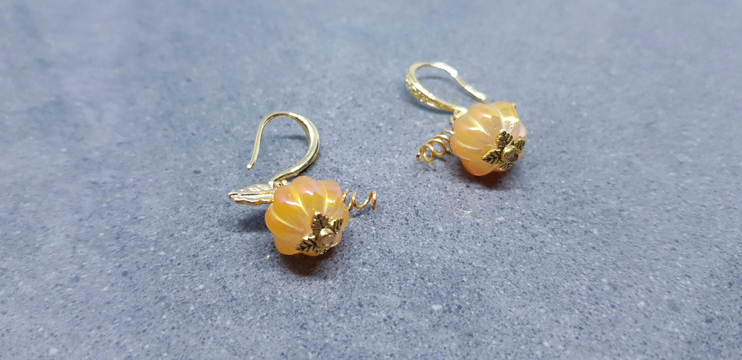 Glass Pumpkin Earrings, Hypoallergenic Ear Wires, Orange Earrings, Glass Jewelry, Autumn Earrings, Fall Halloween, Thanksgiving