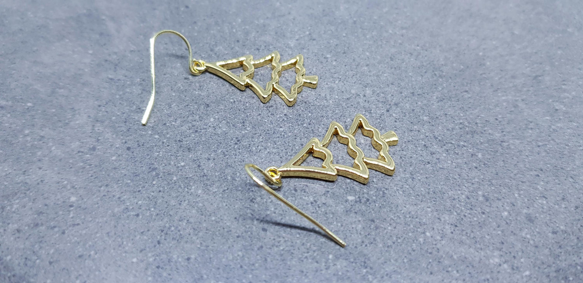 Christmas Tree Earrings, Hypoallergenic Ear Wires, Brass Real 18K Gold Plated, Christmas Earrings, Festive Earrings, Gold Christmas Tree