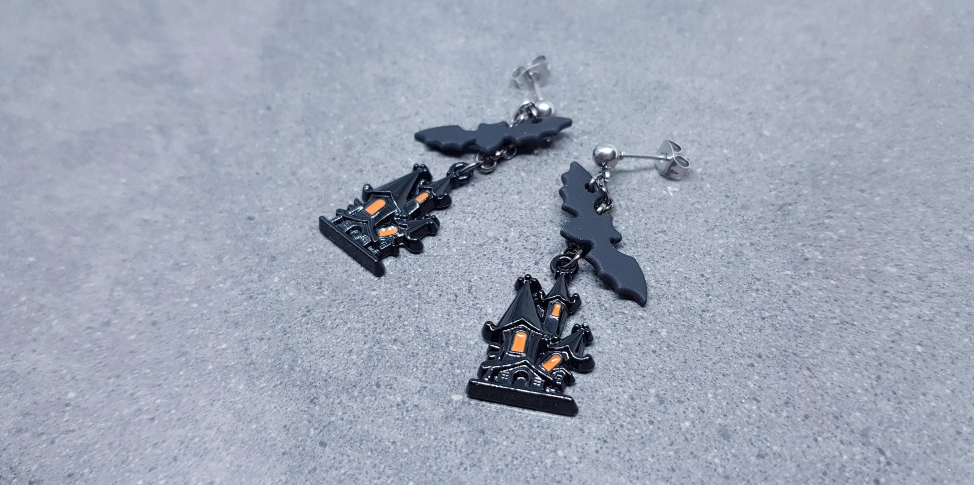 Haunted House Bat Earrings, Surgical Steel Studs, Bat Earrings, Autumn Fall Earrings, Halloween Earrings, Halloween Party, Hallows Eve