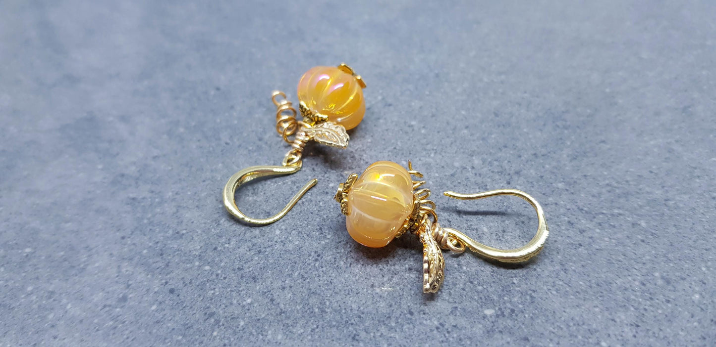 Glass Pumpkin Earrings, Hypoallergenic Ear Wires, Orange Earrings, Glass Jewelry, Autumn Earrings, Fall Halloween, Thanksgiving