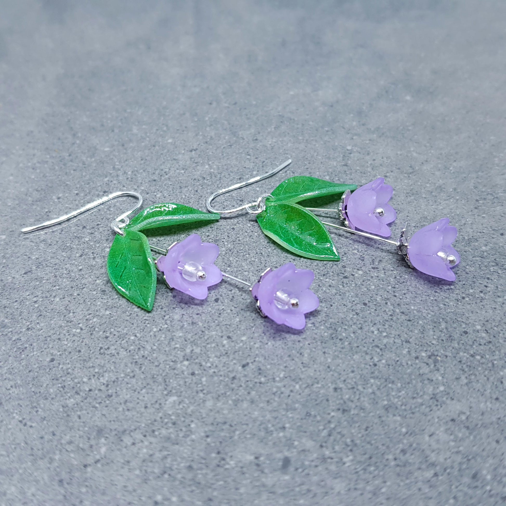 Flower Earrings, Hypoallergenic Ear Wires, Light Purple Earrings, Boho Jewelry, Simple Vintage Earrings