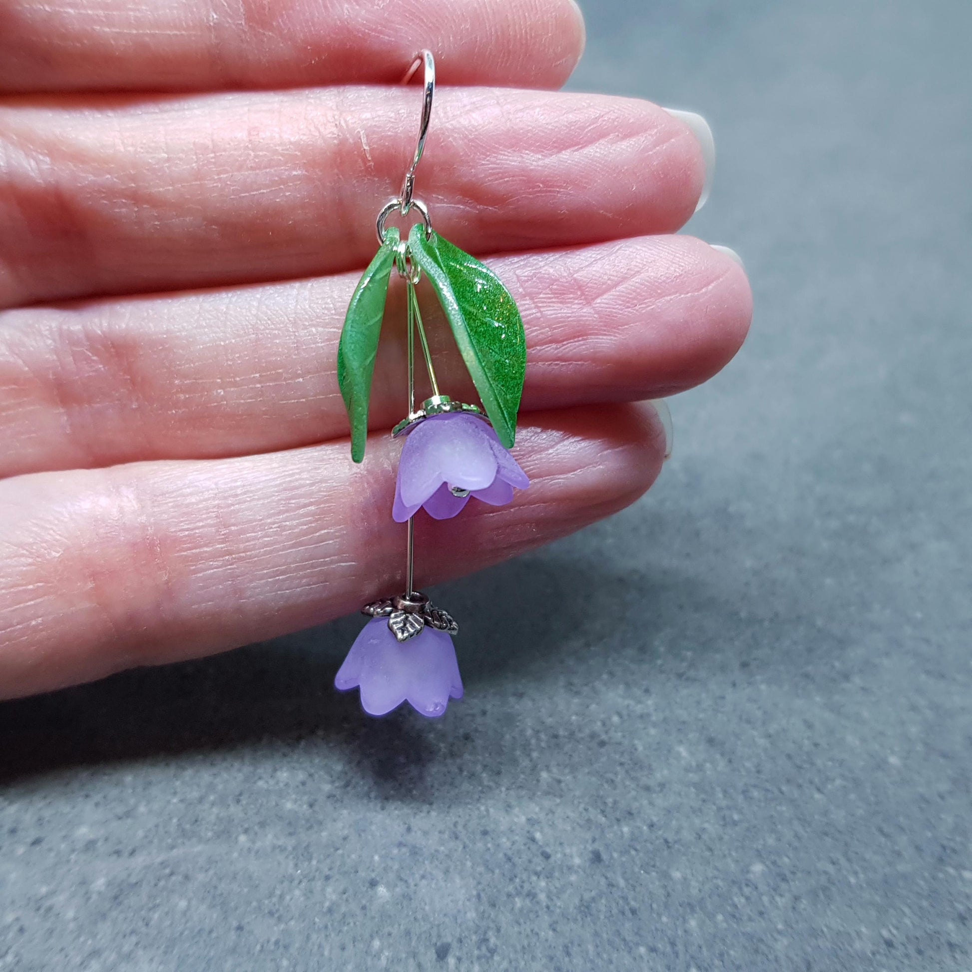Flower Earrings, Hypoallergenic Ear Wires, Light Purple Earrings, Boho Jewelry, Simple Vintage Earrings