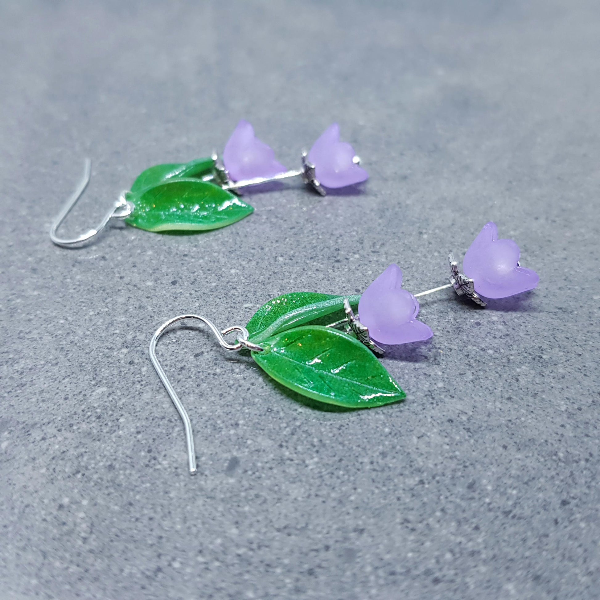Flower Earrings, Hypoallergenic Ear Wires, Light Purple Earrings, Boho Jewelry, Simple Vintage Earrings