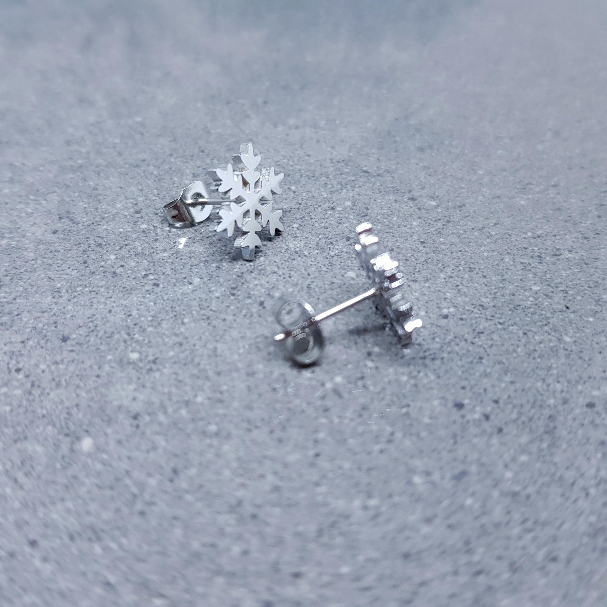 Snowflake Earrings, Stainless Steel Ear Studs, Hypoallergenic Earrings, Silver Snowflake Earrings, Christmas Earrings, Festive Earrings