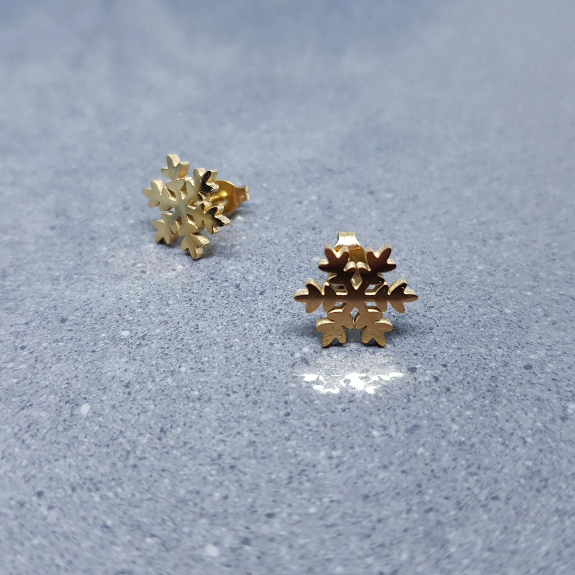 Snowflake Earrings, Stainless Steel Ear Studs, Hypoallergenic Earrings, Gold Snowflake Earrings, Christmas Earrings, Festive Earrings