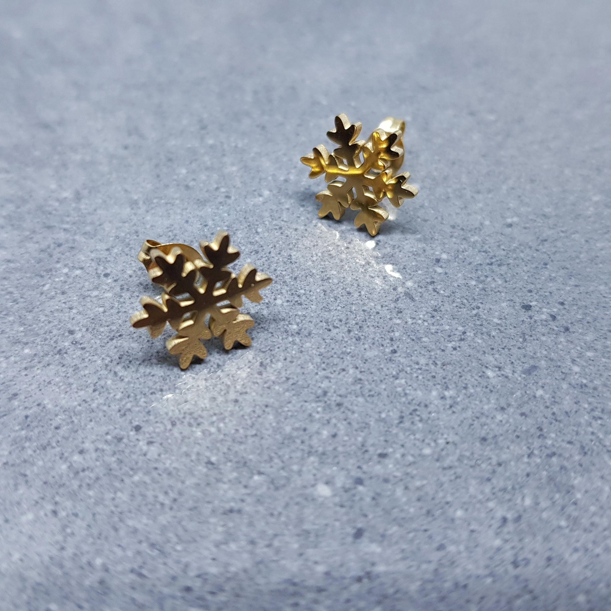 Snowflake Earrings, Stainless Steel Ear Studs, Hypoallergenic Earrings, Gold Snowflake Earrings, Christmas Earrings, Festive Earrings