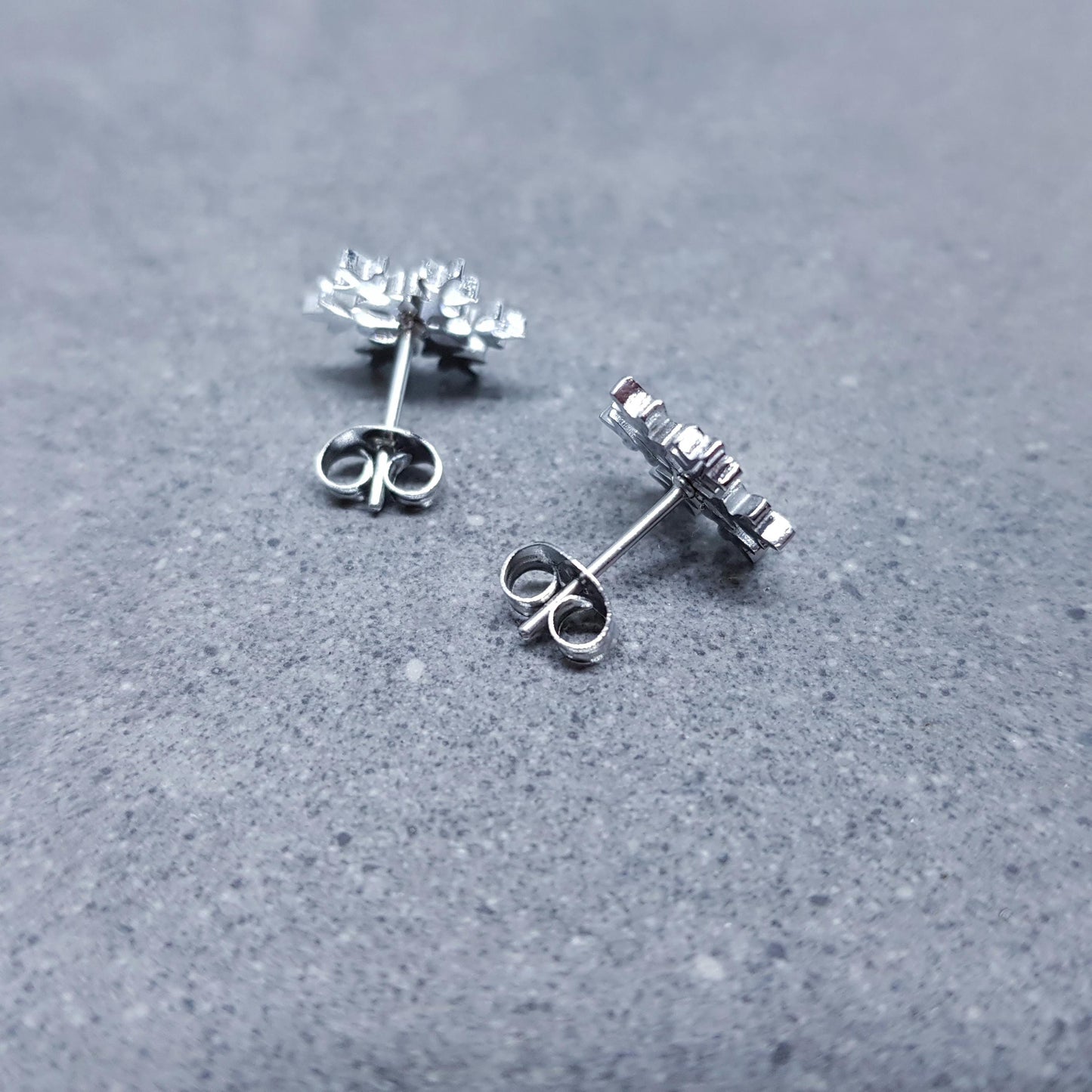 Snowflake Earrings, Stainless Steel Ear Studs, Hypoallergenic Earrings, Silver Snowflake Earrings, Christmas Earrings, Festive Earrings