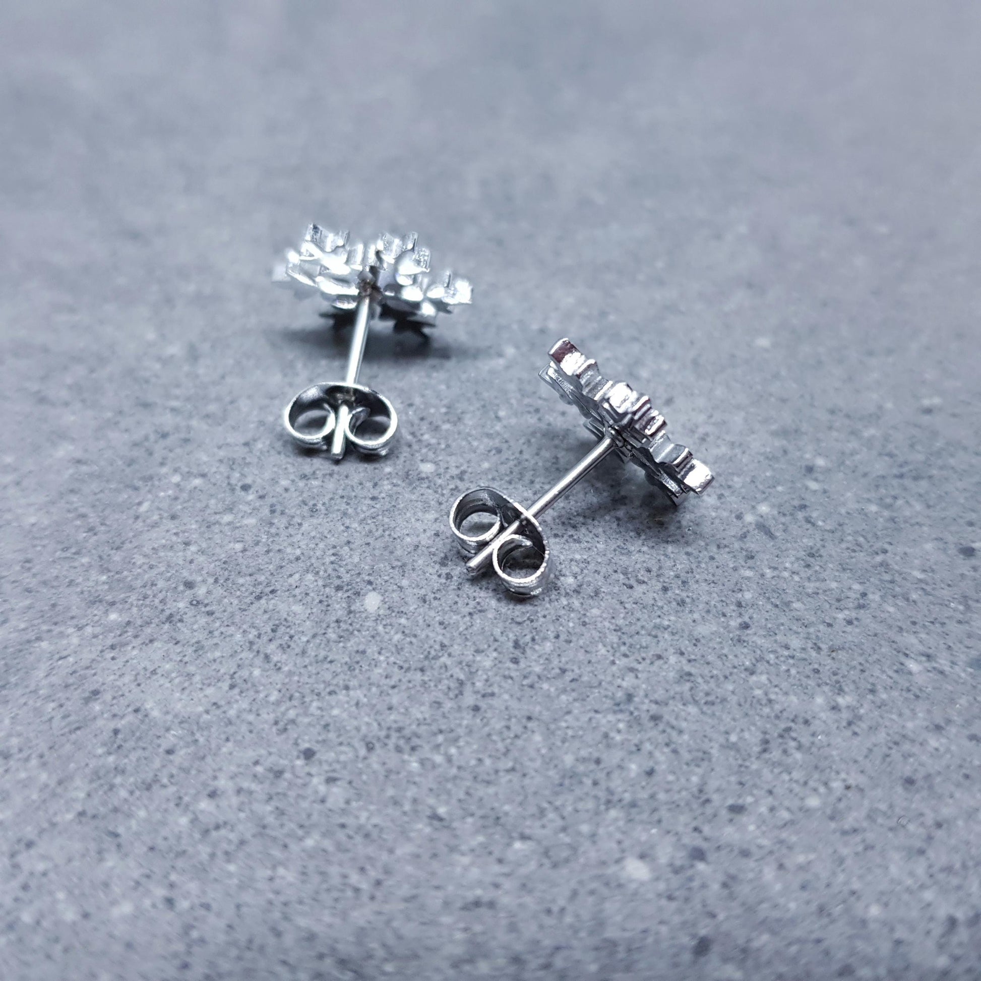 Snowflake Earrings, Stainless Steel Ear Studs, Hypoallergenic Earrings, Silver Snowflake Earrings, Christmas Earrings, Festive Earrings