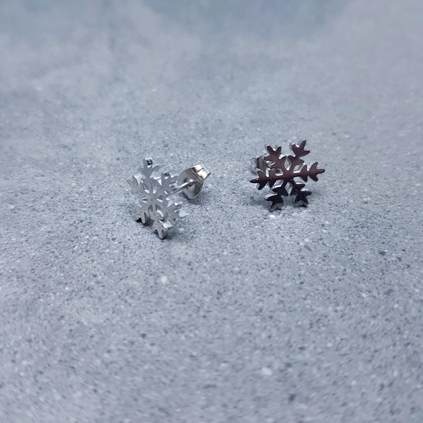 Snowflake Earrings, Stainless Steel Ear Studs, Hypoallergenic Earrings, Silver Snowflake Earrings, Christmas Earrings, Festive Earrings