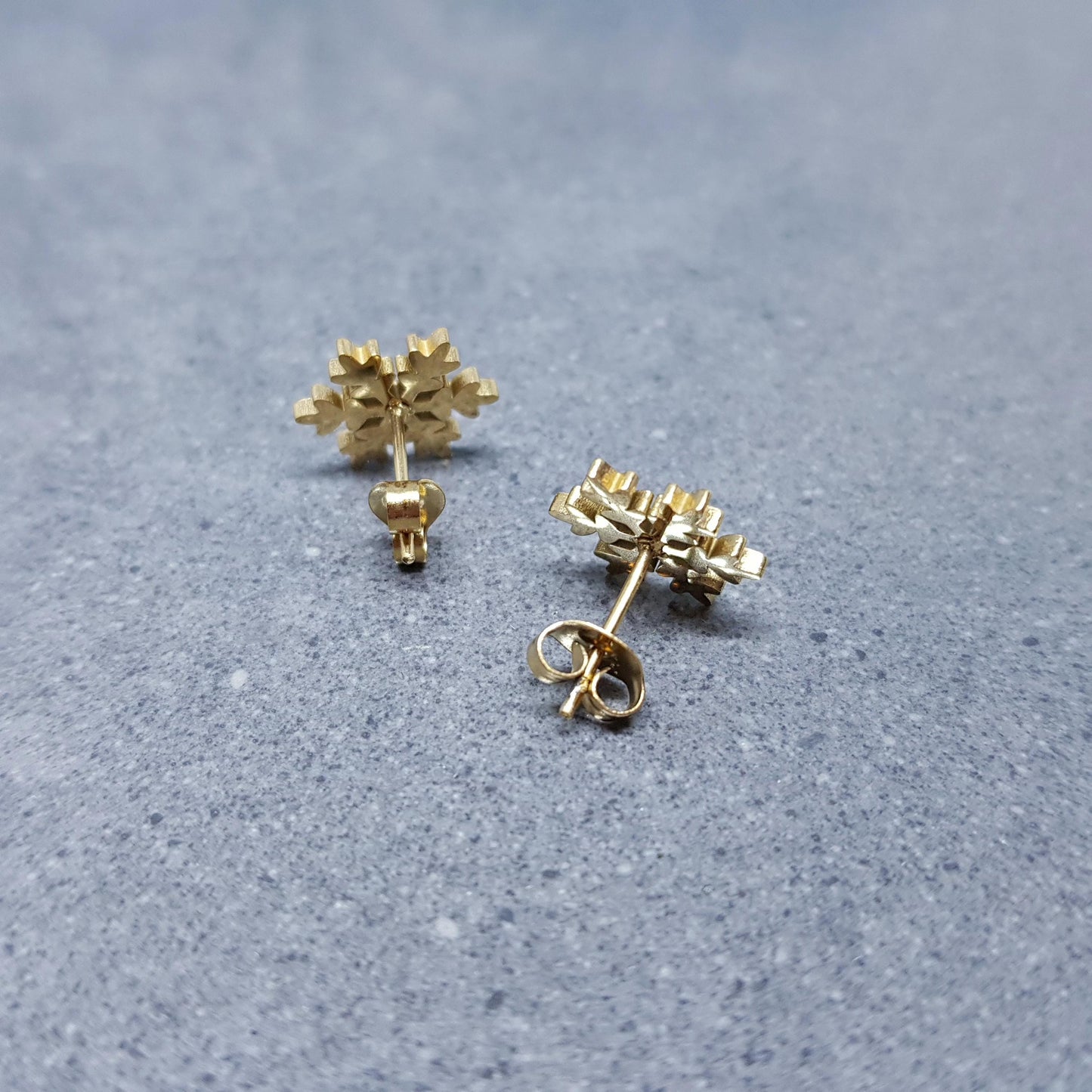 Snowflake Earrings, Stainless Steel Ear Studs, Hypoallergenic Earrings, Gold Snowflake Earrings, Christmas Earrings, Festive Earrings