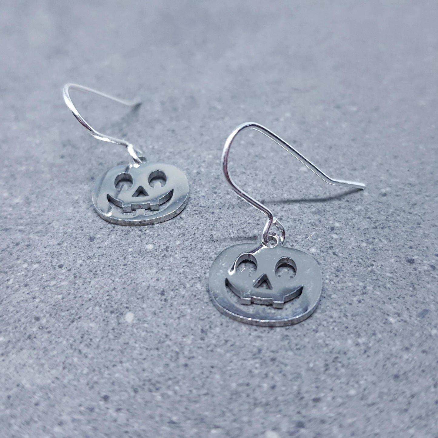 Pumpkin Earrings, Hypoallergenic Ear Wires, Jack O'lantern Earrings, Scary Pumpkin Jewelry, Autumn Earrings, Fall Halloween, Stainless Steel