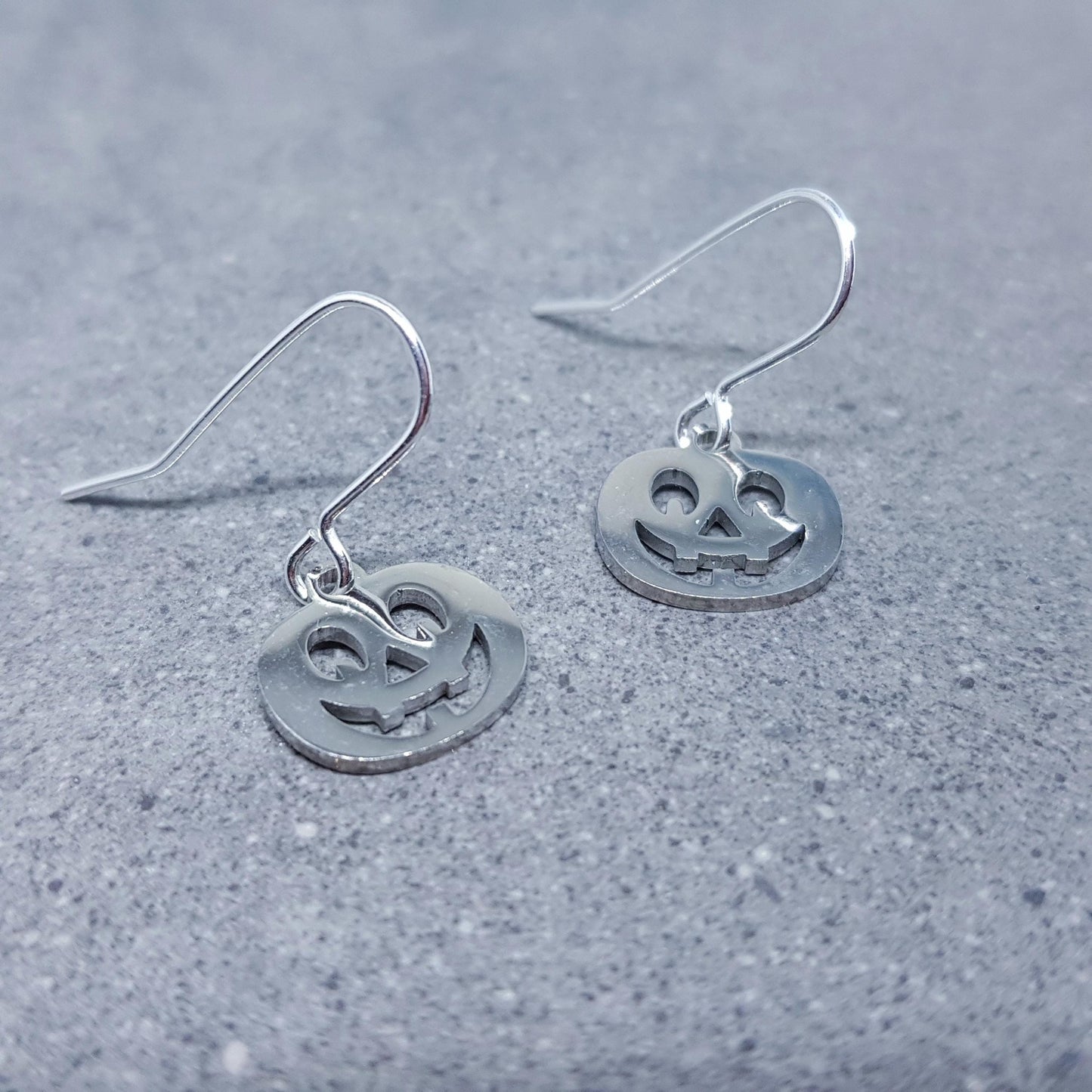 Pumpkin Earrings, Hypoallergenic Ear Wires, Jack O'lantern Earrings, Scary Pumpkin Jewelry, Autumn Earrings, Fall Halloween, Stainless Steel
