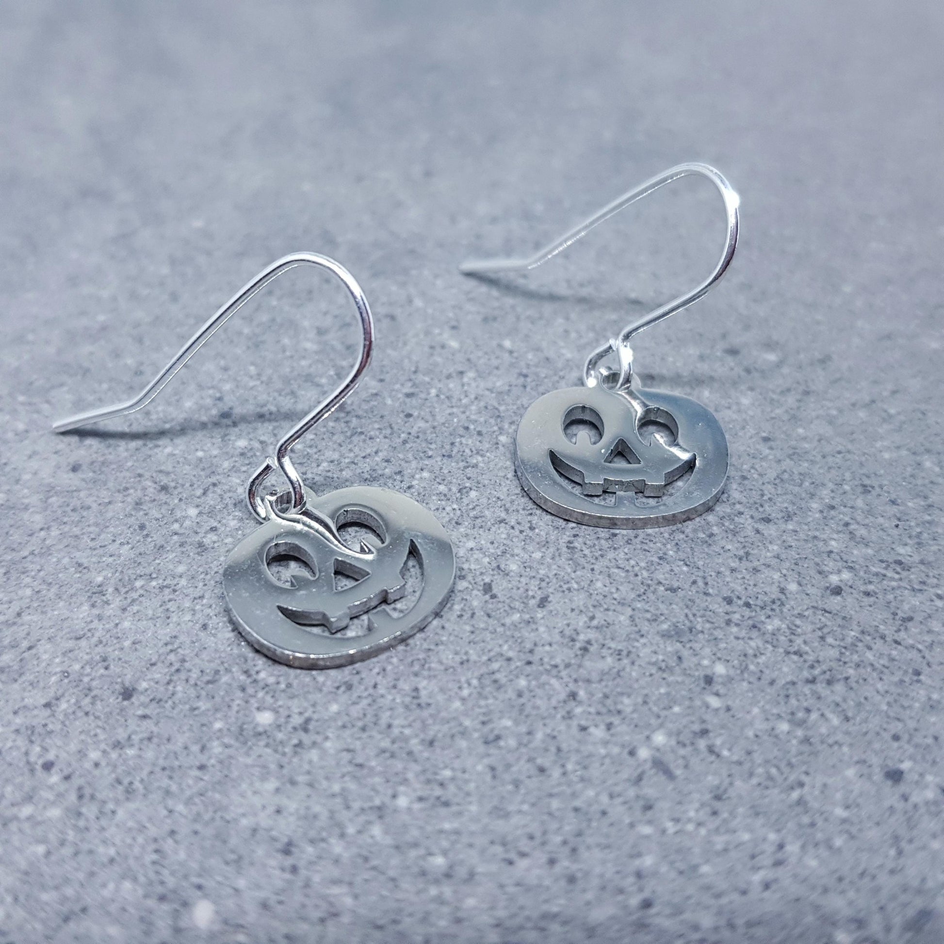 Pumpkin Earrings, Hypoallergenic Ear Wires, Jack O'lantern Earrings, Scary Pumpkin Jewelry, Autumn Earrings, Fall Halloween, Stainless Steel
