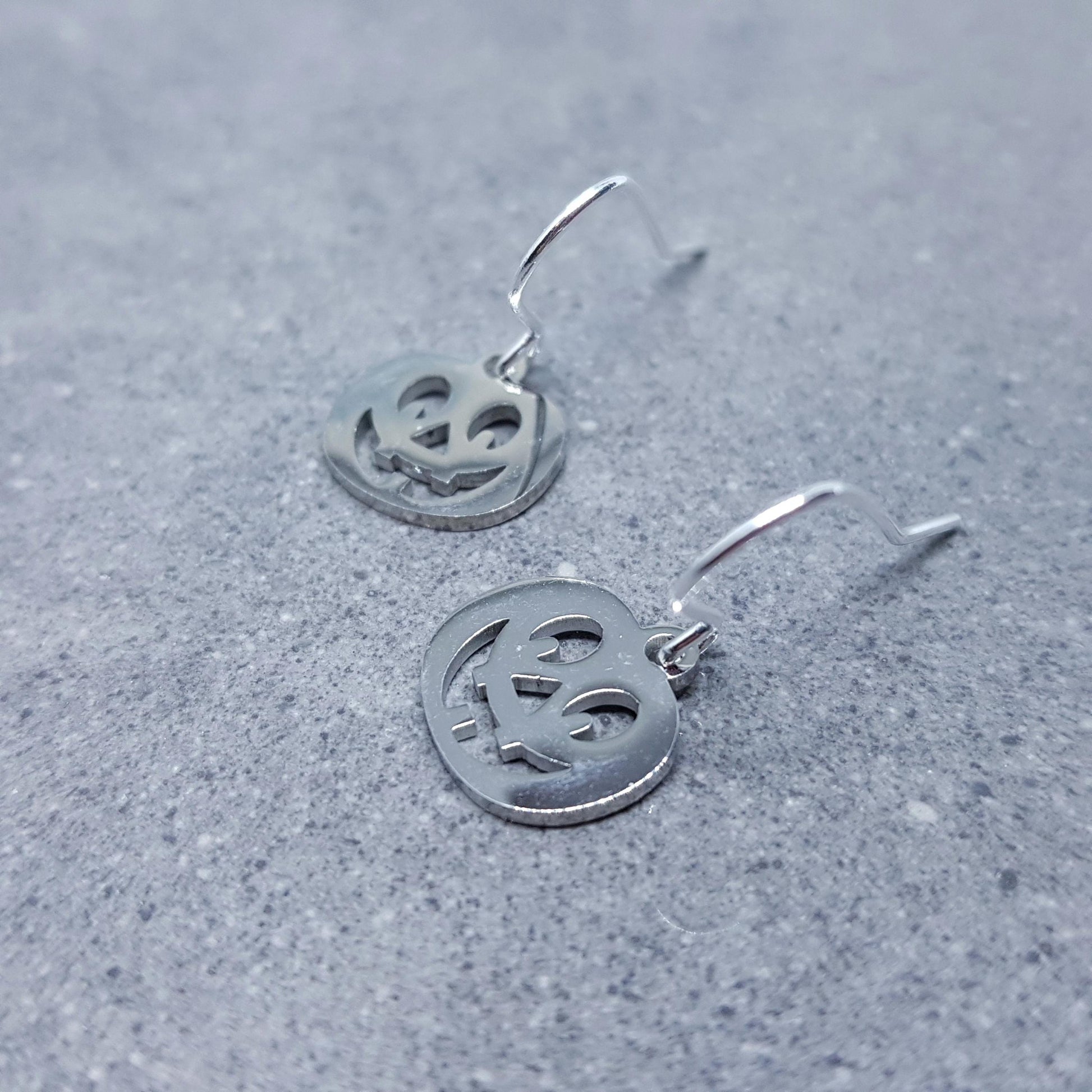 Pumpkin Earrings, Hypoallergenic Ear Wires, Jack O'lantern Earrings, Scary Pumpkin Jewelry, Autumn Earrings, Fall Halloween, Stainless Steel