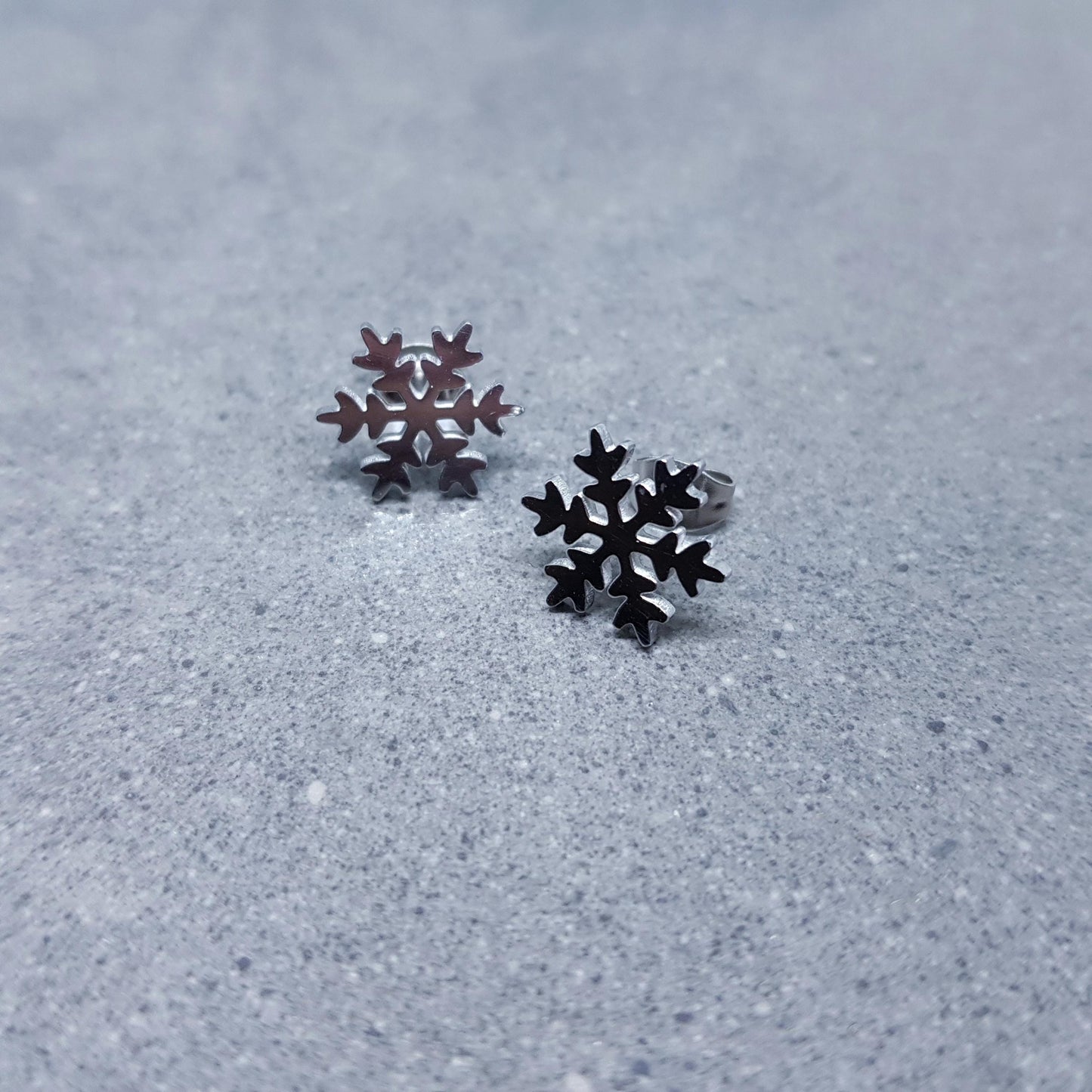 Snowflake Earrings, Stainless Steel Ear Studs, Hypoallergenic Earrings, Silver Snowflake Earrings, Christmas Earrings, Festive Earrings